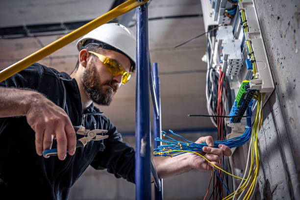Best Affordable Emergency Electrician  in St Johns, AZ